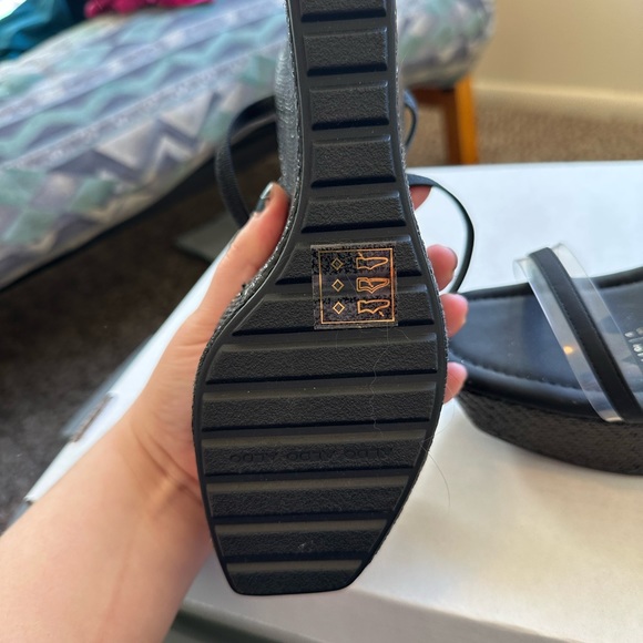 Black Wedges - Picture 5 of 6